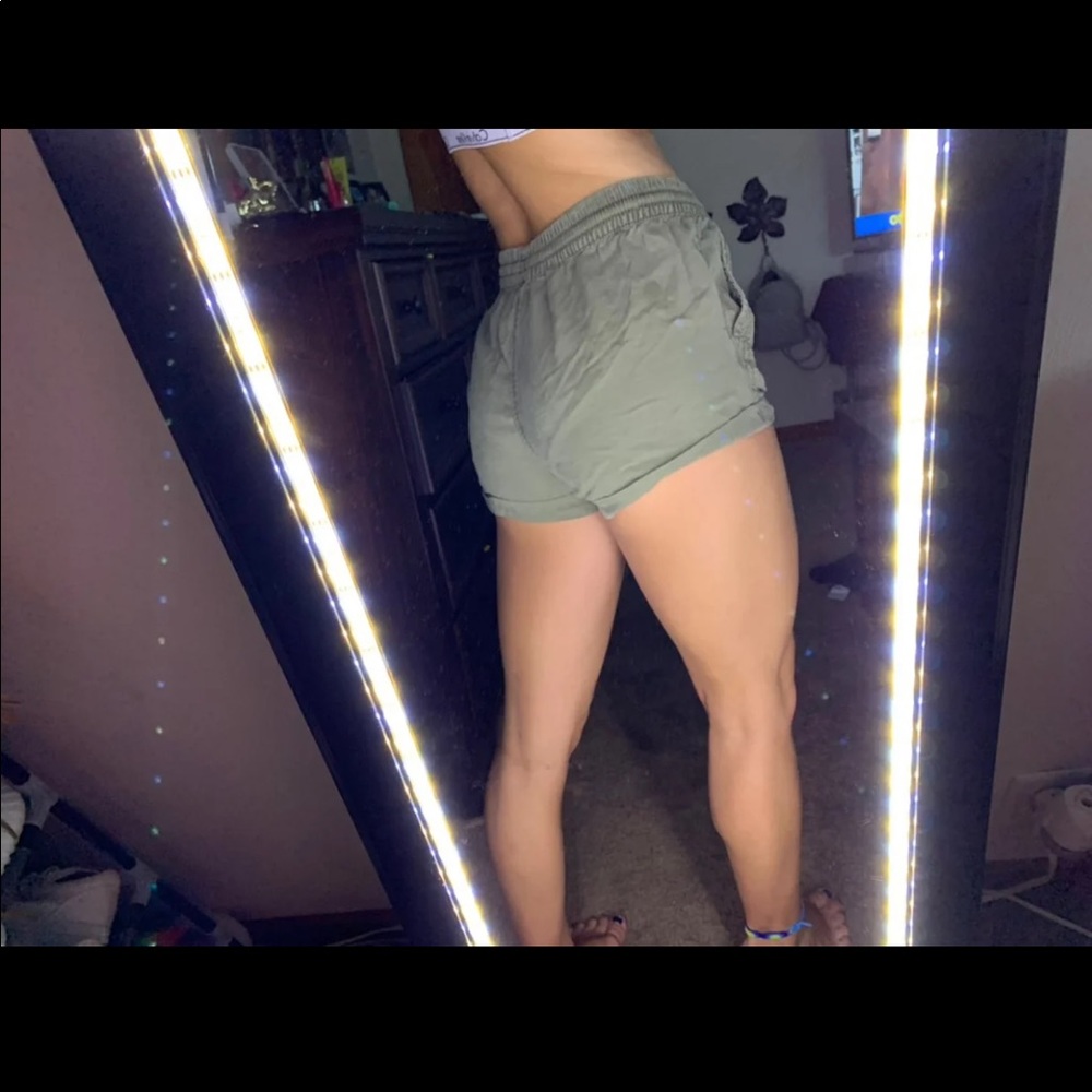 shorts - Picture 5 of 5